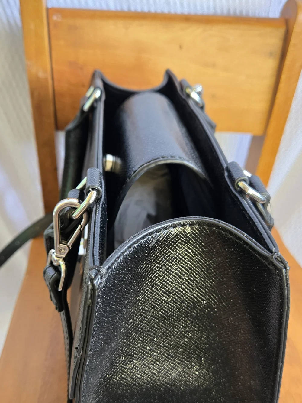 Guess Giana Glitter Satchel